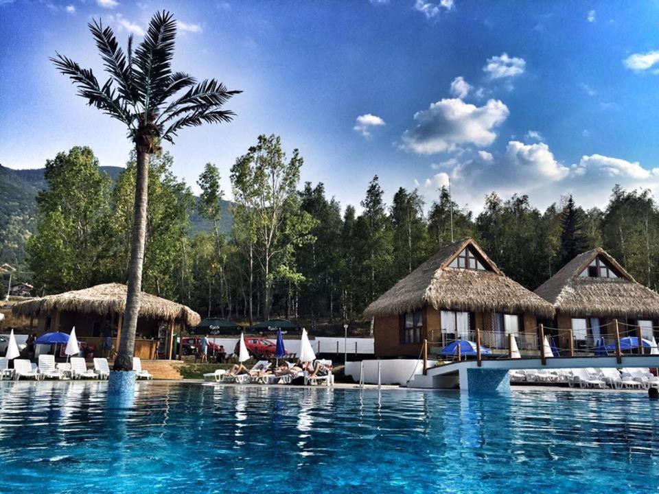 Бора Бора Saparewa Banja Exterior foto